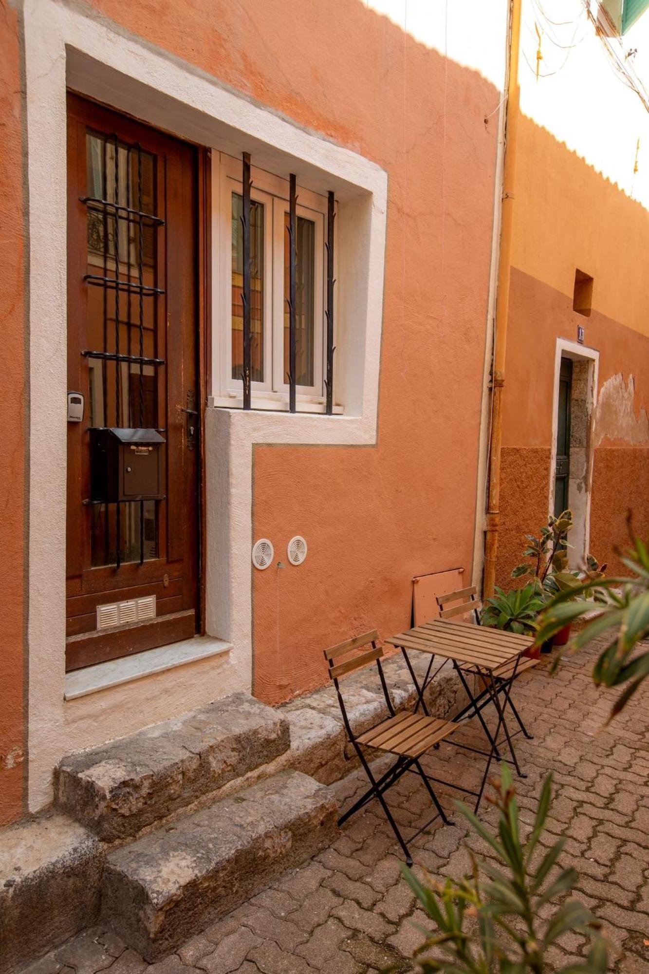 Loft - Centre Historique Apartment Villefranche-sur-Mer Exterior photo